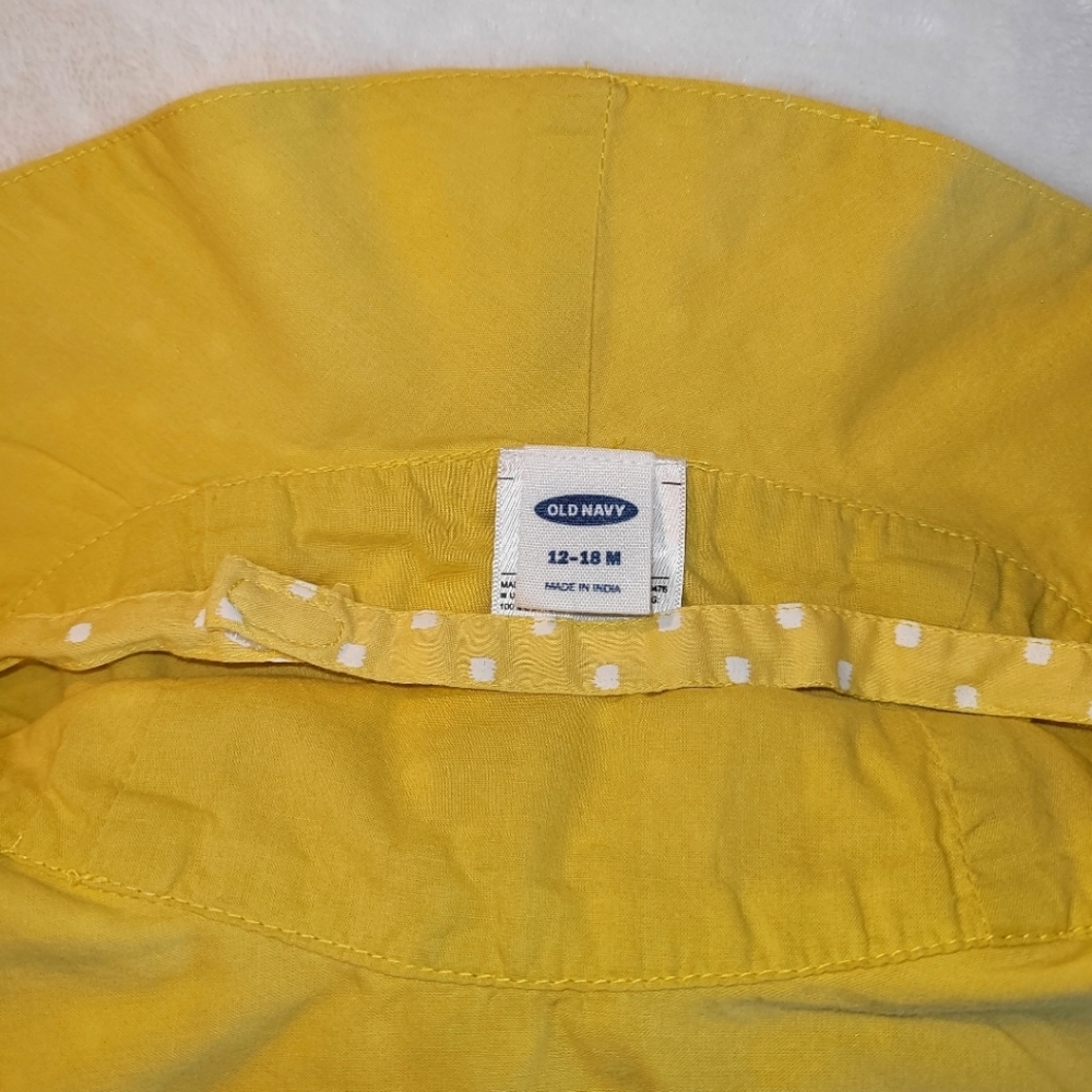 Old Navy Baby Girl Romper and Sun Hat - Picture 3 of 4